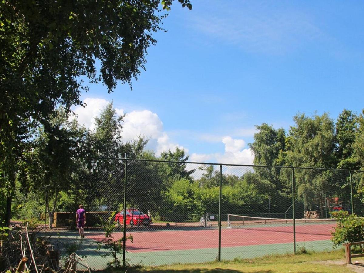 Chalet Op Camping Lauwersoog Met 3 Slaapkamers En Vaatwasser - Joycasa Luaran gambar